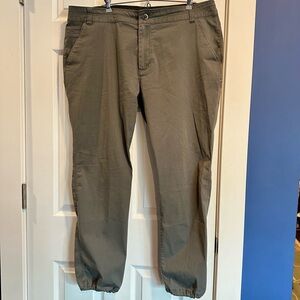 Kuhl Men's Burnt Olive Hiking Work Utility Pants size 38 x 30